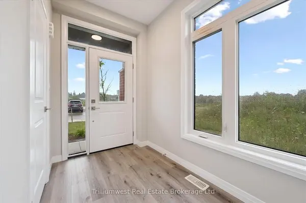 60 Ayr Meadow CRES, North Dumfries, ON N0B 1E0