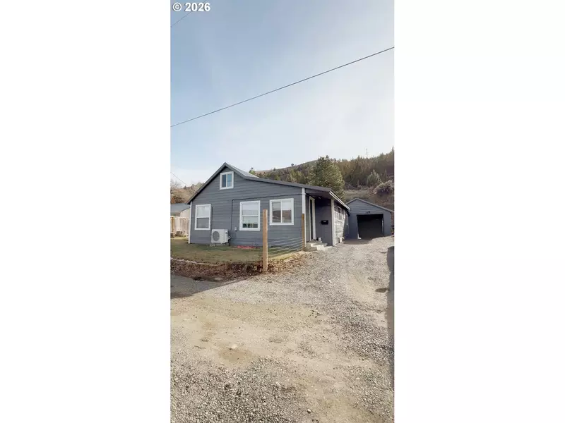 518 SE 2ND AVE, John Day, OR 97845