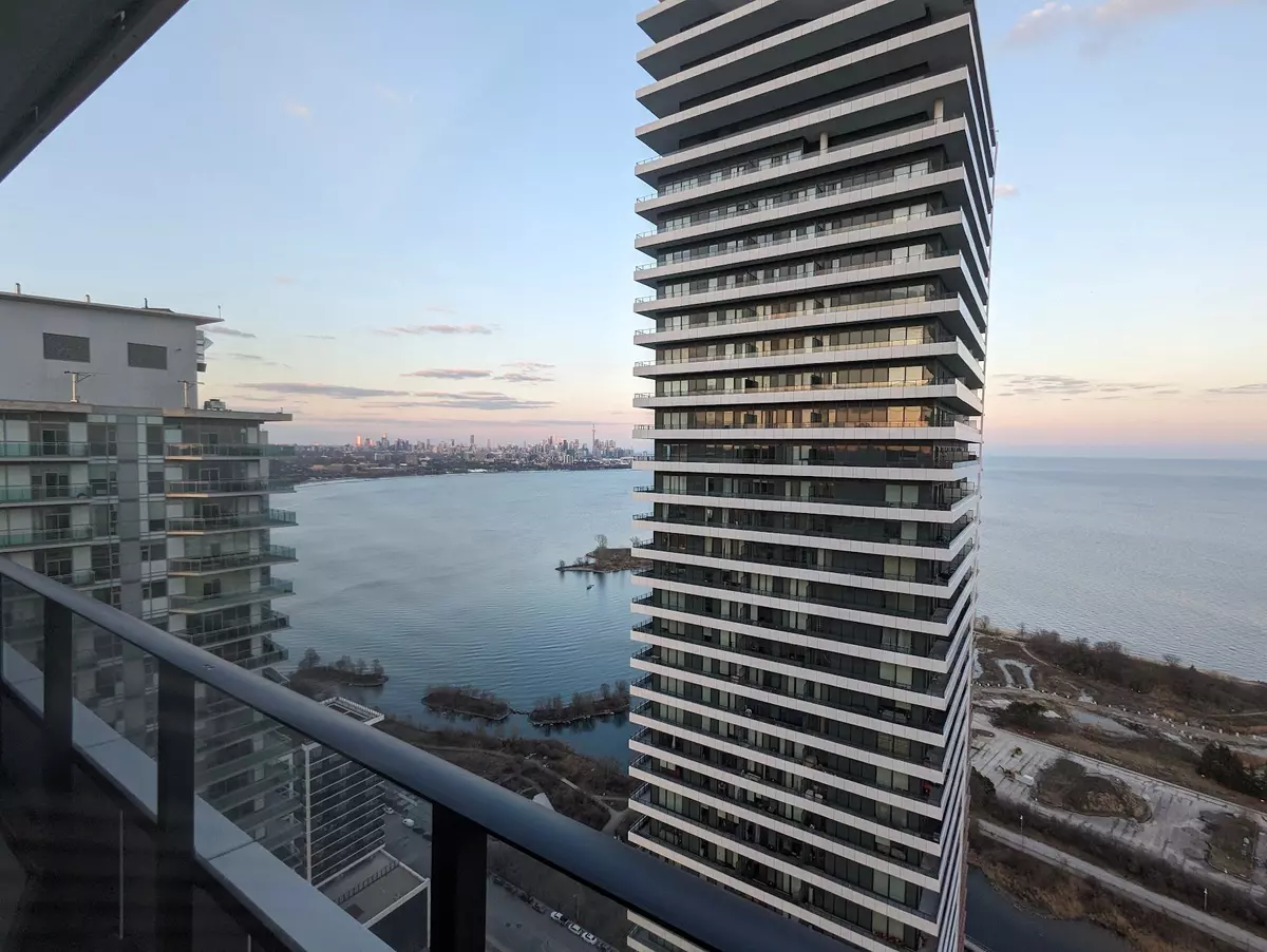 Toronto W06, ON M8V 1A1,30 Shore Breeze DR #4116