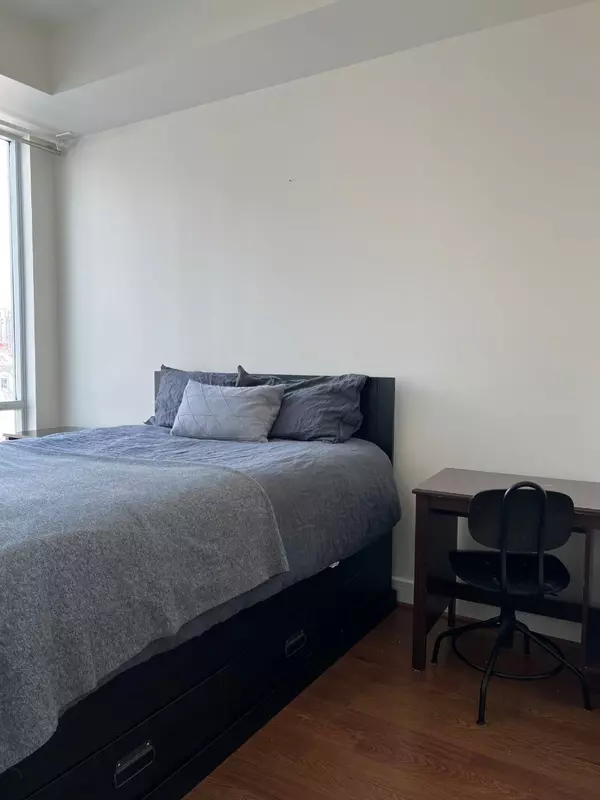 Toronto C08, ON M5N 3S2,116 George ST #N507