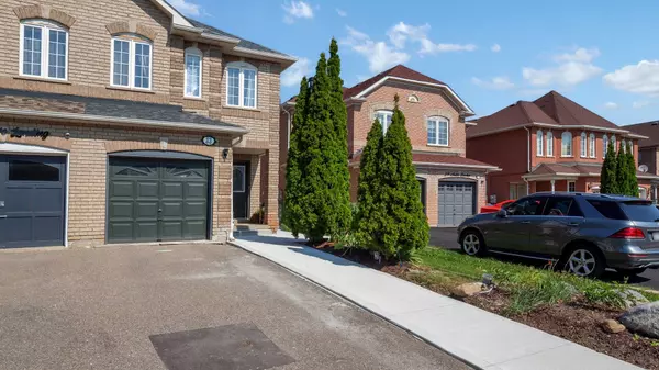 Brampton, ON L6X 5B1,33 Native LNDG #BSMT