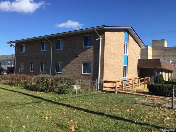 575 Louisa ST, Flint, MI 48503