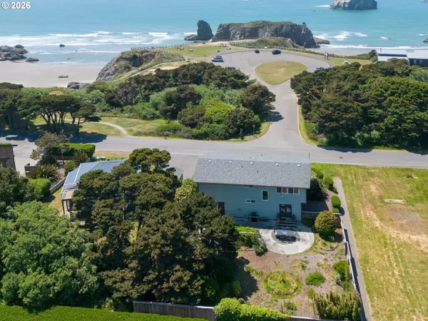 Bandon, OR 97411,2131 Beach Loop Drive