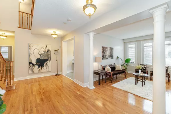 Brampton, ON L6Y 5K7,32 Radial ST