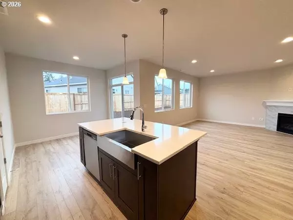 Lafayette, OR 97127,1575 N Young ST