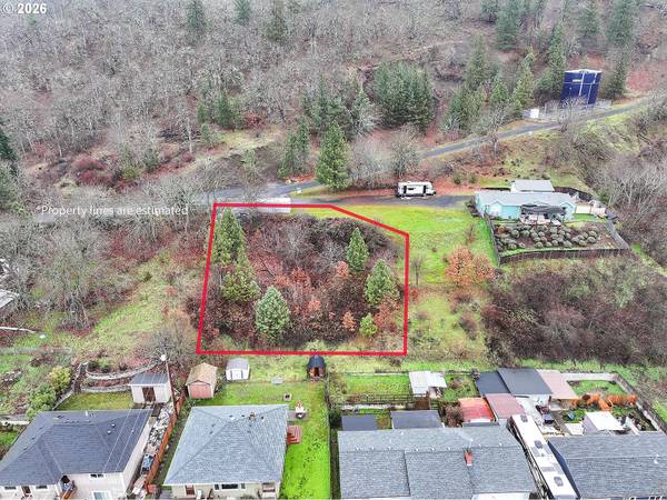 2 E Franklin ST,  Bingen,  WA 98605