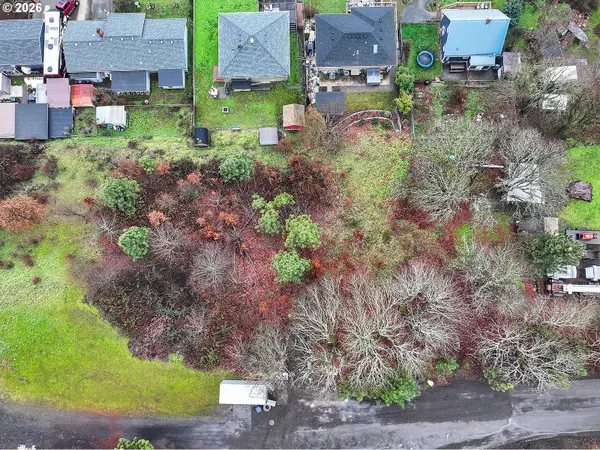 2 E Franklin ST, Bingen, WA 98605