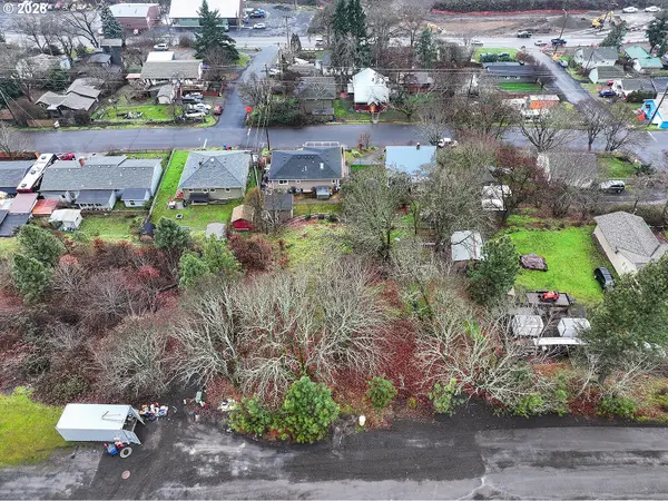 2 E Franklin ST, Bingen, WA 98605