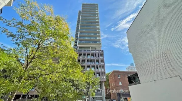 Toronto C08, ON M4Y 0C5,81 Wellesley ST E #607