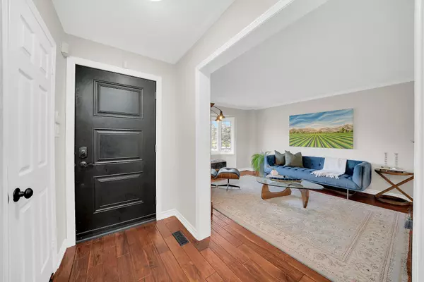 Caledon, ON L7E 1H9,104 Taylorwood AVE