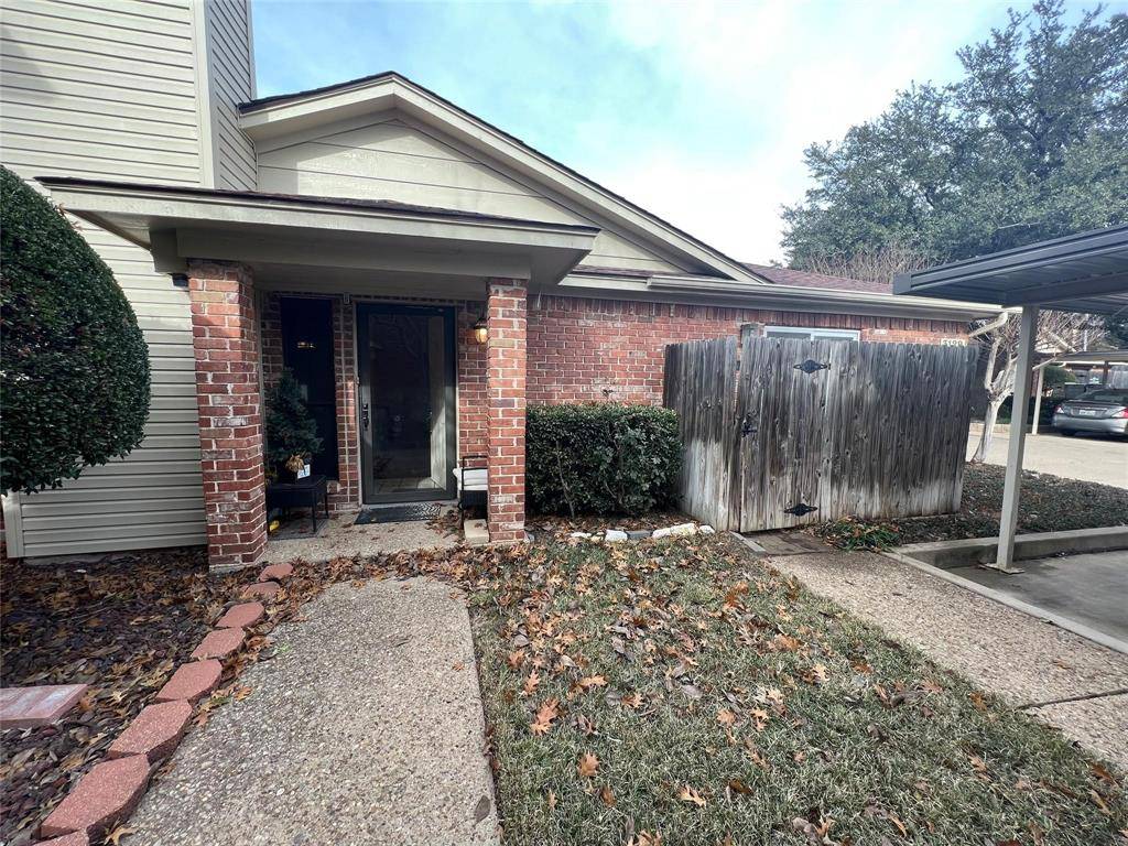 3129 Sappington Place, Fort Worth, TX 76116