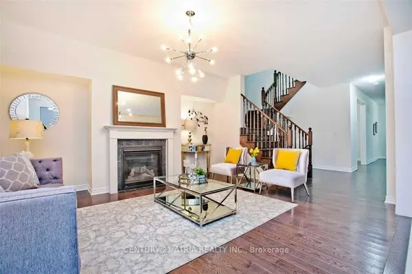 East Gwillimbury, ON L9N 0P6,10 Kavanagh AVE