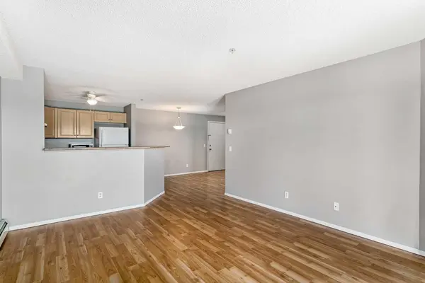 8810 Royal Birch BLVD NW #1331, Calgary, AB T3G 6A9