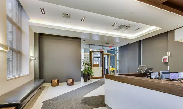 105 George ST #801, Toronto C08, ON M5A 0L4