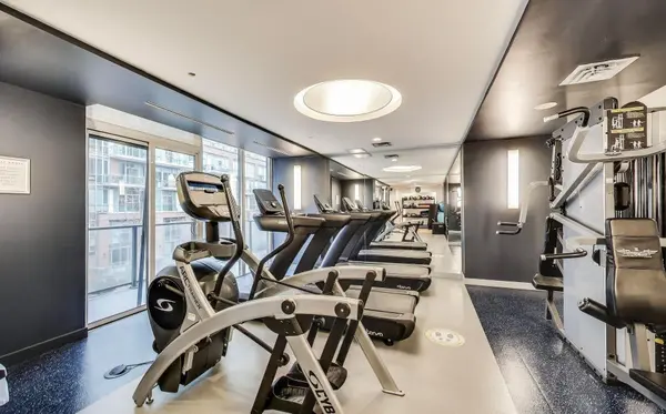 105 George ST #801, Toronto C08, ON M5A 0L4