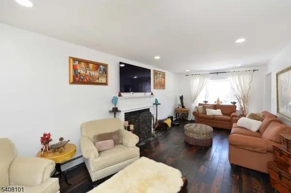 30-11 Rosalie St, Fair Lawn Boro, NJ 07410