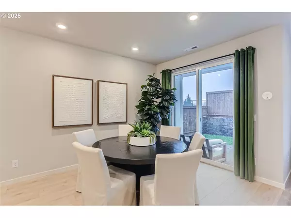 Albany, OR 97322,5702 Edward CT SE