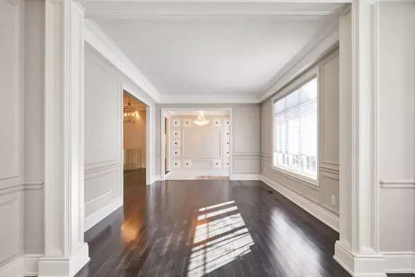 Vaughan, ON L0J 1C0,1 Northfield CT