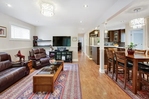 8 Suraty AVE, Toronto E09, ON M1P 4E1