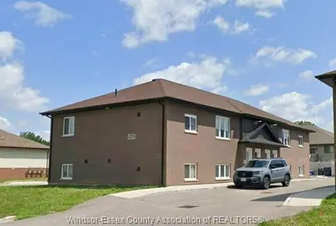 2270 DAYTONA #D, Windsor, ON N9B 3Y2