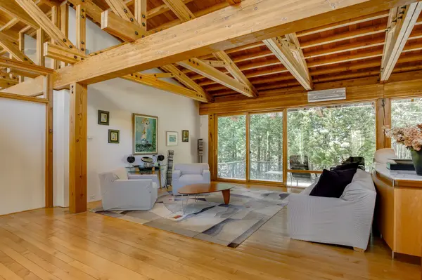 130 Melissa LN, Tiny, ON L9M 0T8