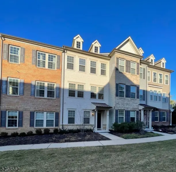 6 Ambrosia Ct #6, Livingston Twp., NJ 07039