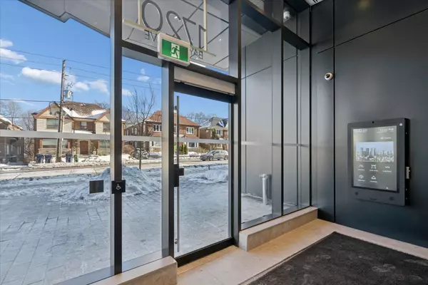 Toronto, ON M4G 3C4,1720 Bayview AVE #229