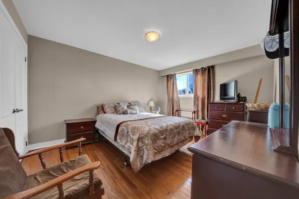 377 Linden ST, Oshawa, ON L1H 6R6