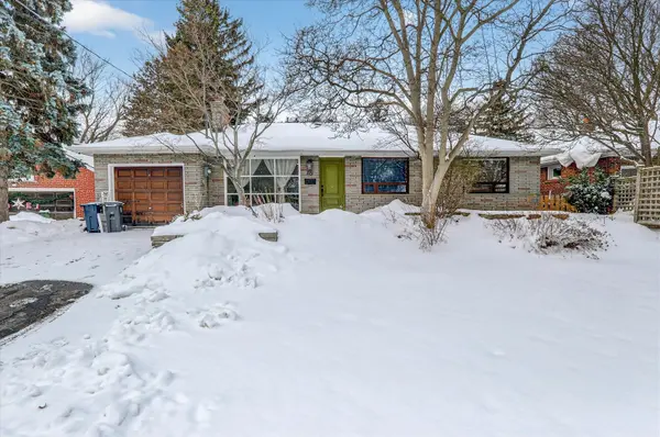 40 Brinloor BLVD, Toronto E08, ON M1M 1L5