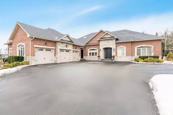 158 Dale CRES, Bradford West Gwillimbury, ON L0L 1L0
