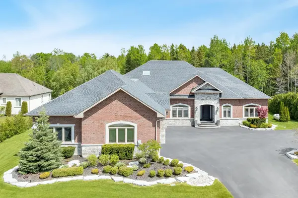 Bradford West Gwillimbury, ON L0L 1L0,158 Dale CRES