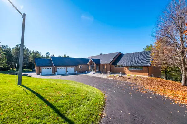 Centre Wellington, ON N0B 1J0,58 Amalia CRES