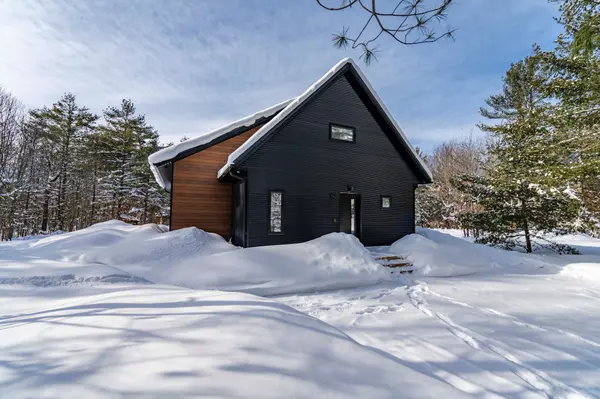 753 Honey Harbour RD, Georgian Bay, ON L0K 1S0