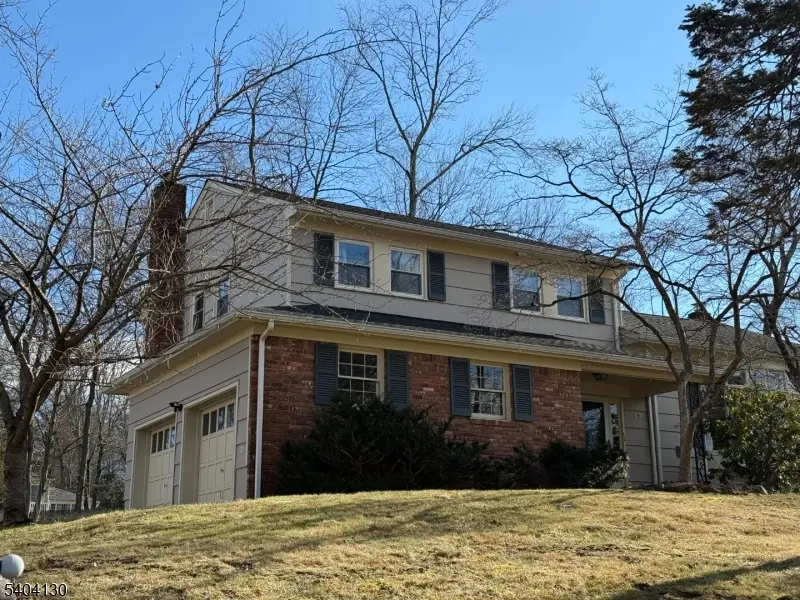 126 Sagamore Dr, New Providence Boro, NJ 07974