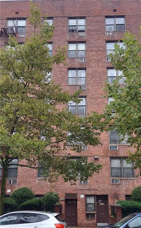 275 Webster AVE #2K, Brooklyn, NY 11230