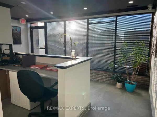 1 Delta Park BLVD #2, Brampton, ON L6T 5G1