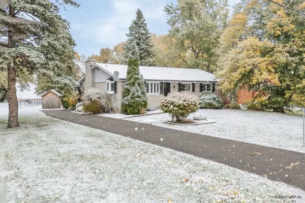 97 Roseland DR, Quinte West, ON K0K 1L0