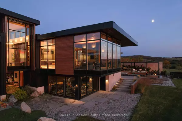 Blue Mountains, ON N0H 1J0,728529 21st Side Road