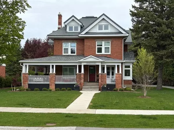 20 Alice ST E #2, Blue Mountains, ON N0H 2P0