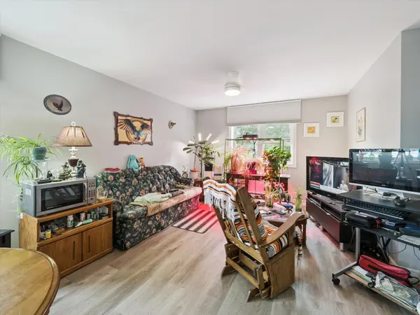 321 David ST, Gravenhurst, ON P1P 1L9