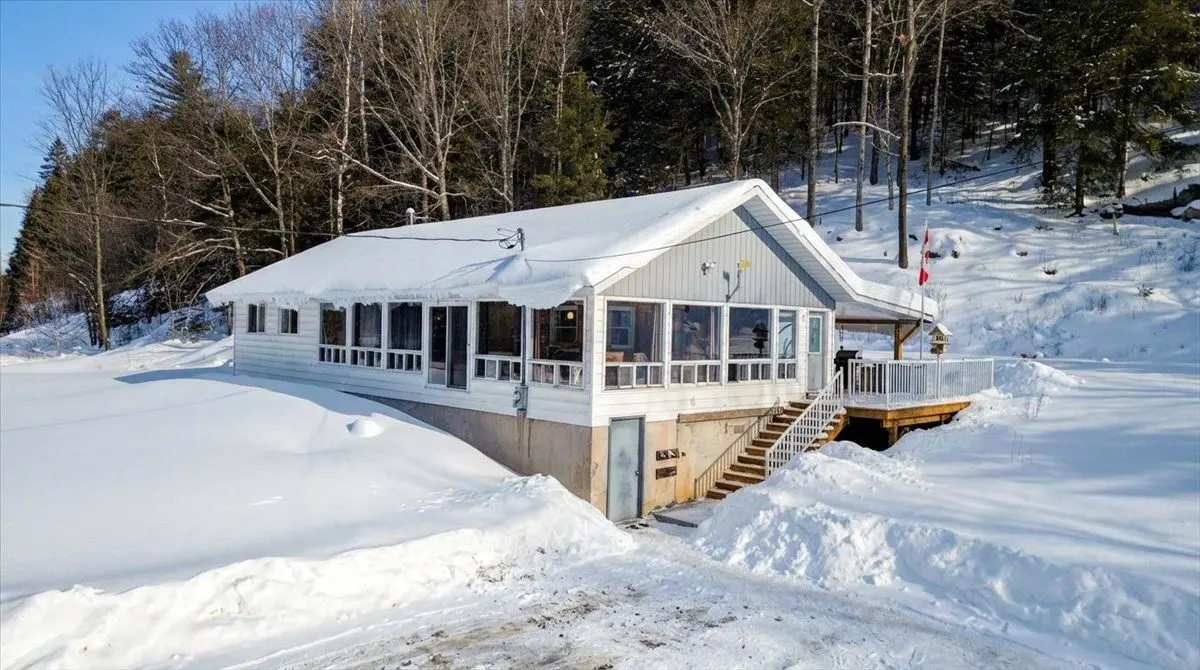 31298 Hwy 28 N/A E, Bancroft, ON K0L 1C0