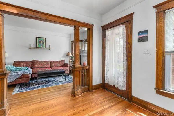 1933 11th ST, Detroit, MI 48216