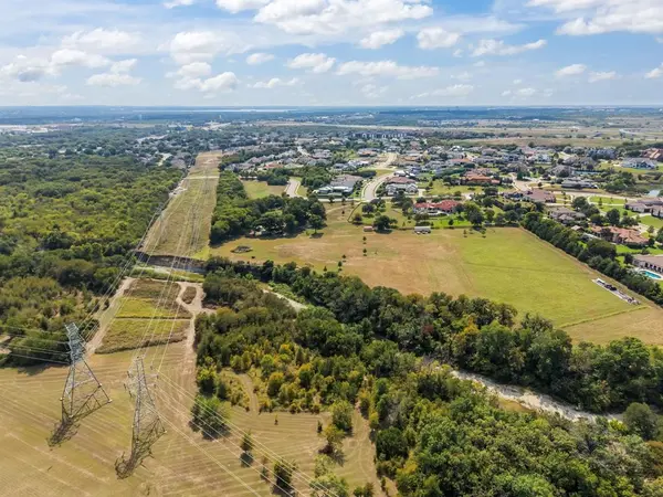 8317 Marys Creek Drive, Benbrook, TX 76116