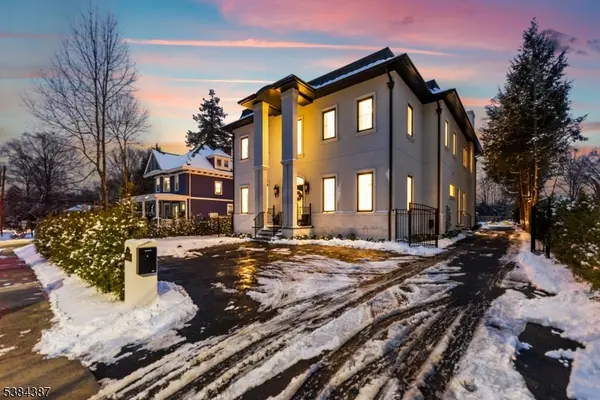 472 High St, Closter Boro, NJ 07624