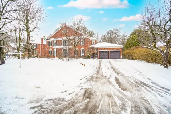 81 Woodview DR, Pickering, ON L1V 1L1
