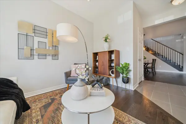 62 Bignell CRES, Ajax, ON L1Z 0P6