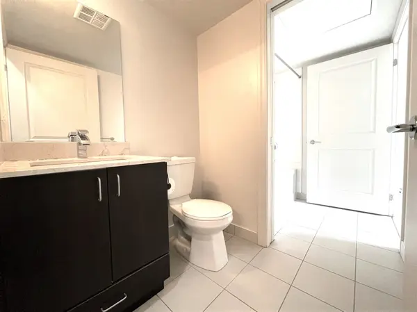 8110 Birchmount RD #724, Markham, ON L6G 0E3