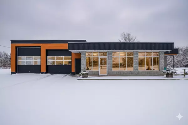 3719 Highway 15 HWY N, Rideau Lakes, ON K0G 1E0