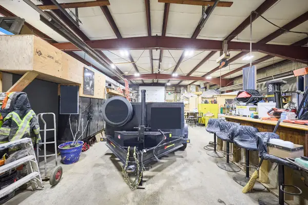 Fort Erie, ON L2A 5M4,737 Gilmore RD