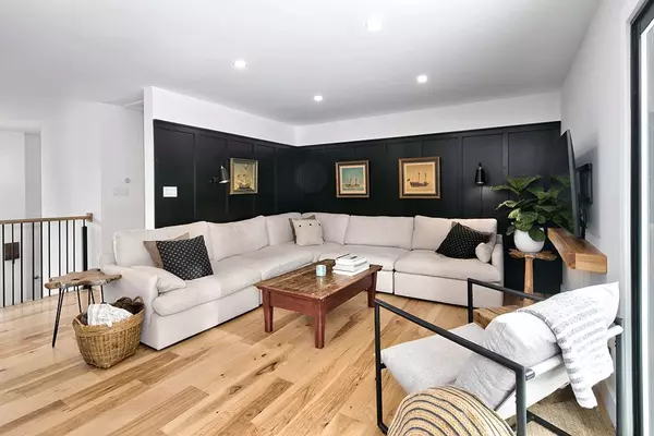 Blue Mountains, ON N0H 2P0,9 Shirley CT